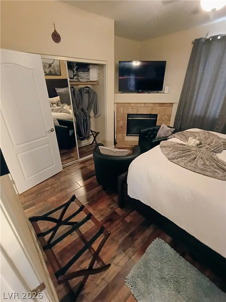 10213 Penrith, Las Vegas, NV 89144