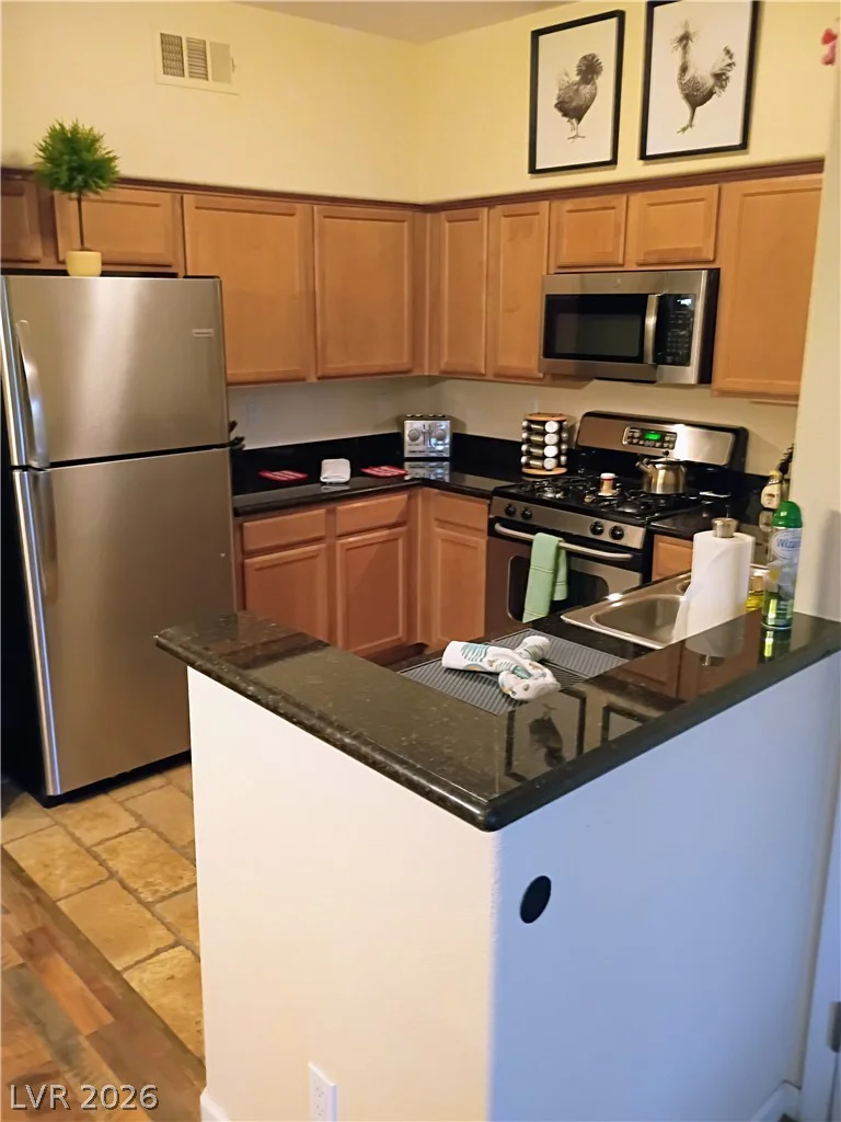 10213 Penrith, Las Vegas, NV 89144