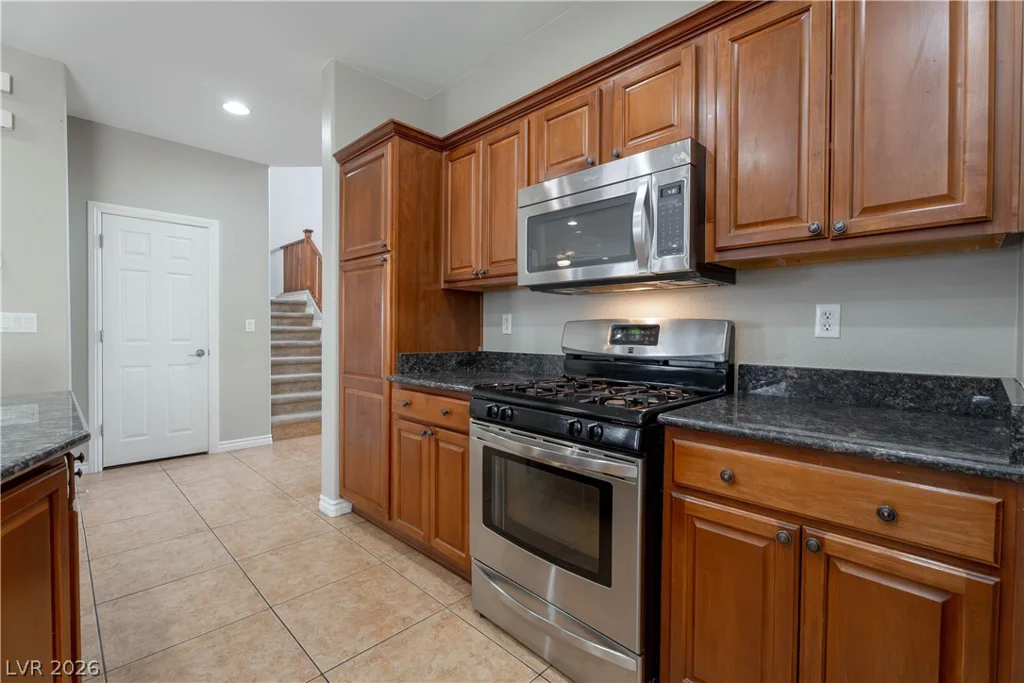 9504 Victory Garden, Las Vegas, NV 89149