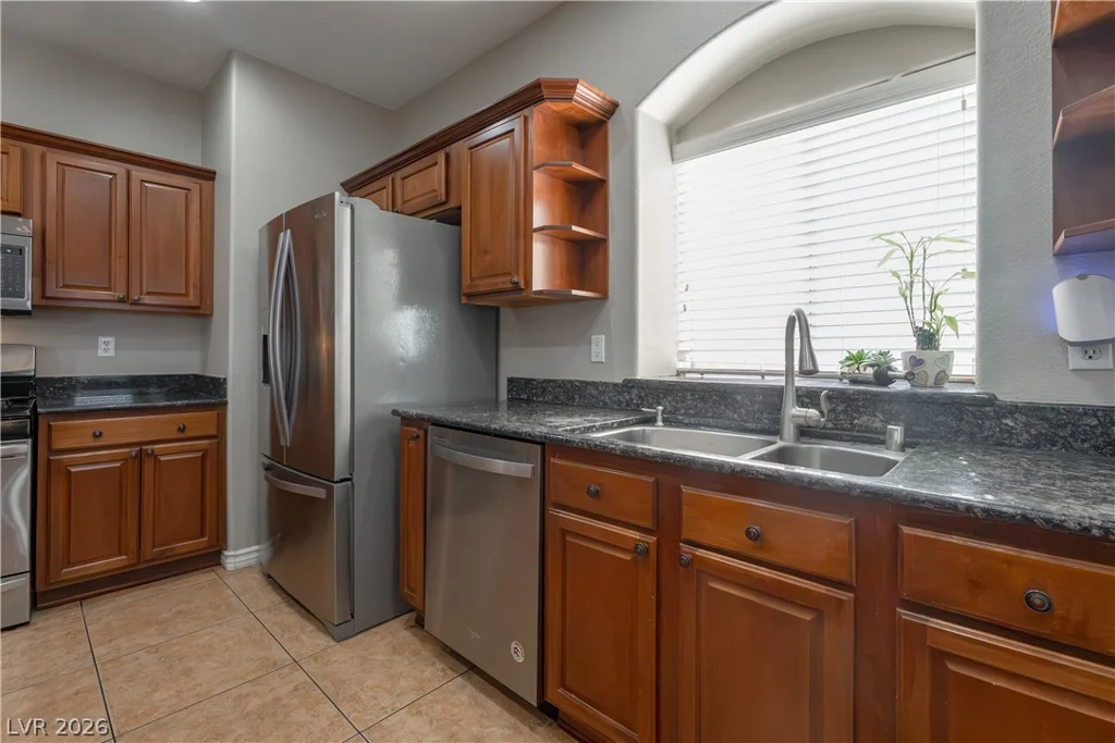 9504 Victory Garden, Las Vegas, NV 89149