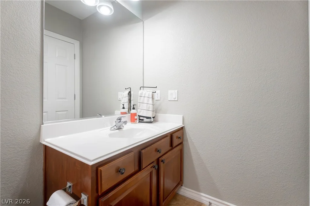 9504 Victory Garden, Las Vegas, NV 89149