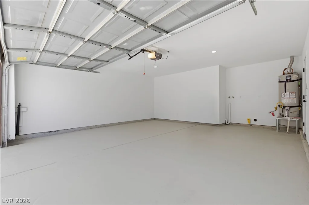 3986 Avebury, Las Vegas, NV 89121