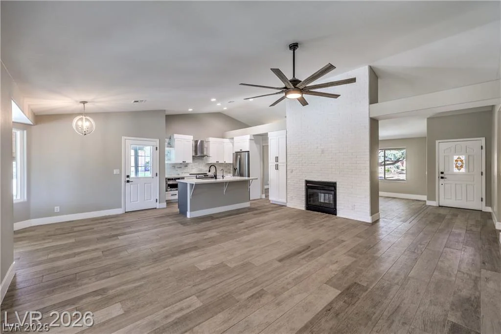 5325 El Capitan, Las Vegas, NV 89149