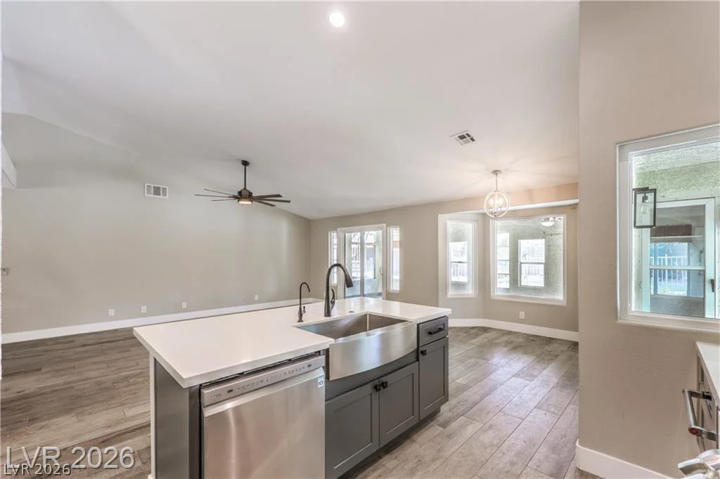 5325 El Capitan, Las Vegas, NV 89149
