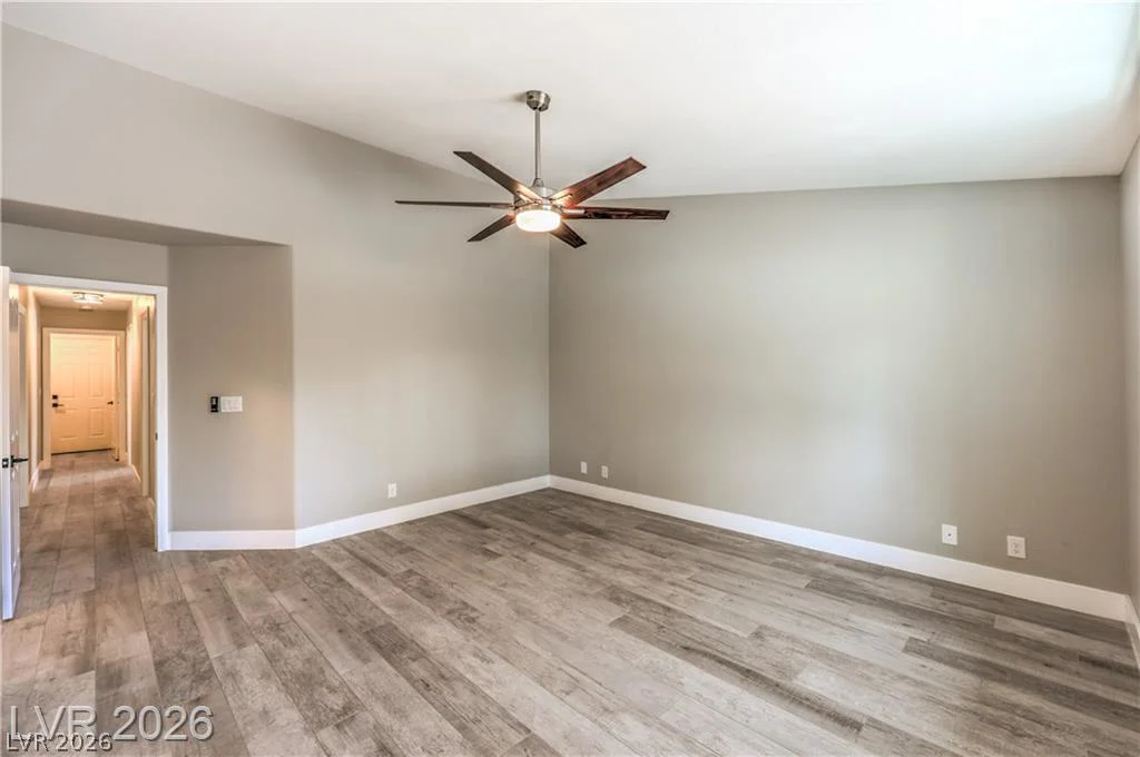 5325 El Capitan, Las Vegas, NV 89149