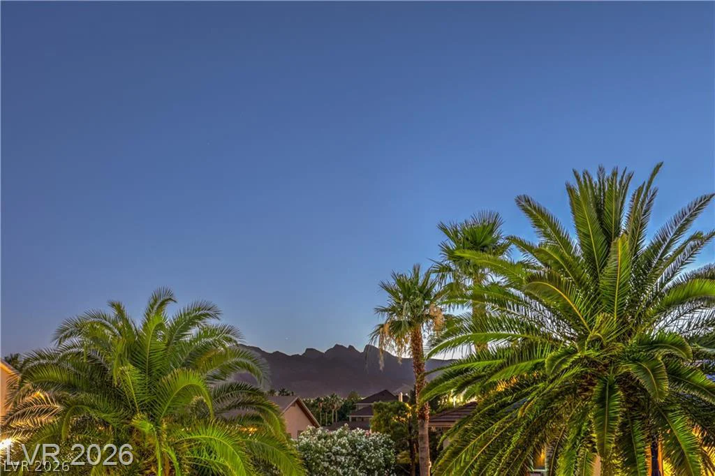 5325 El Capitan, Las Vegas, NV 89149