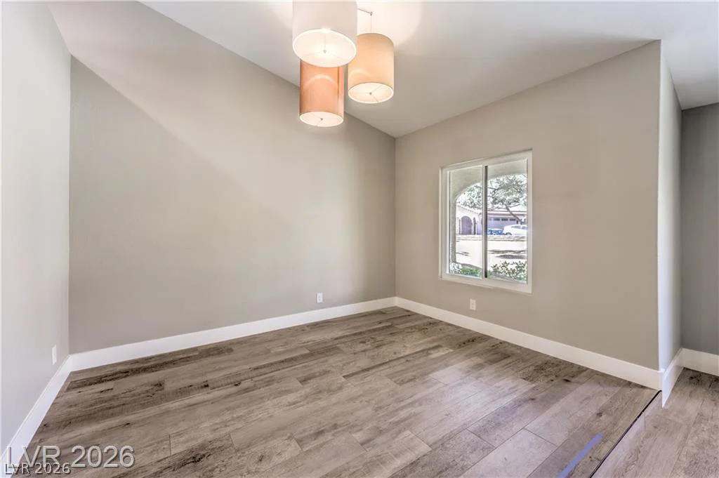 5325 El Capitan, Las Vegas, NV 89149