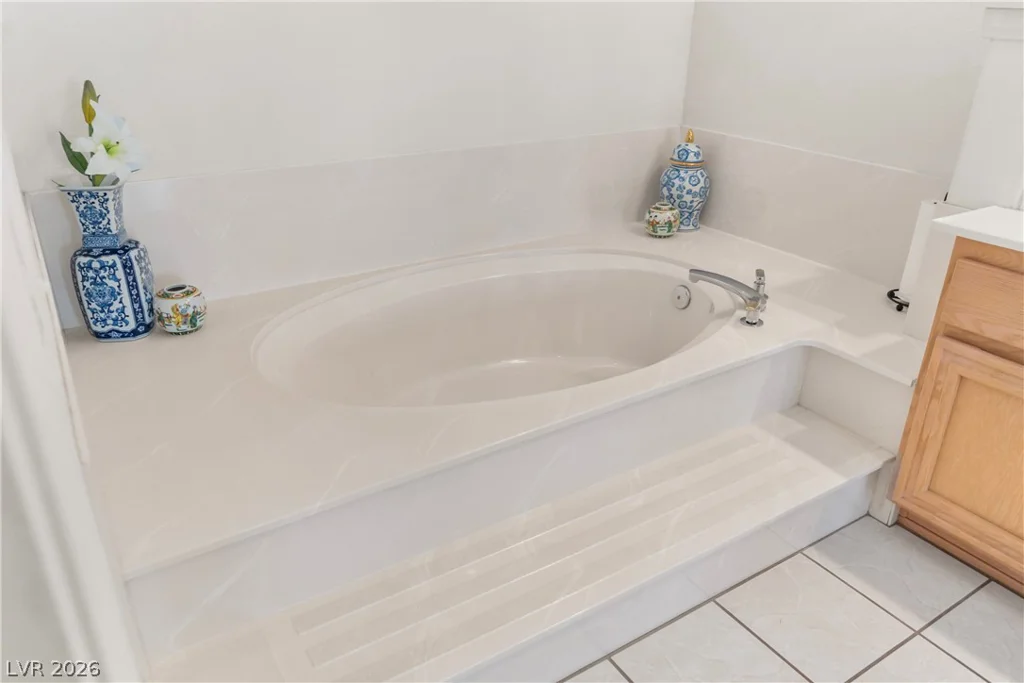 2742 Hartwick, Las Vegas, NV 89134