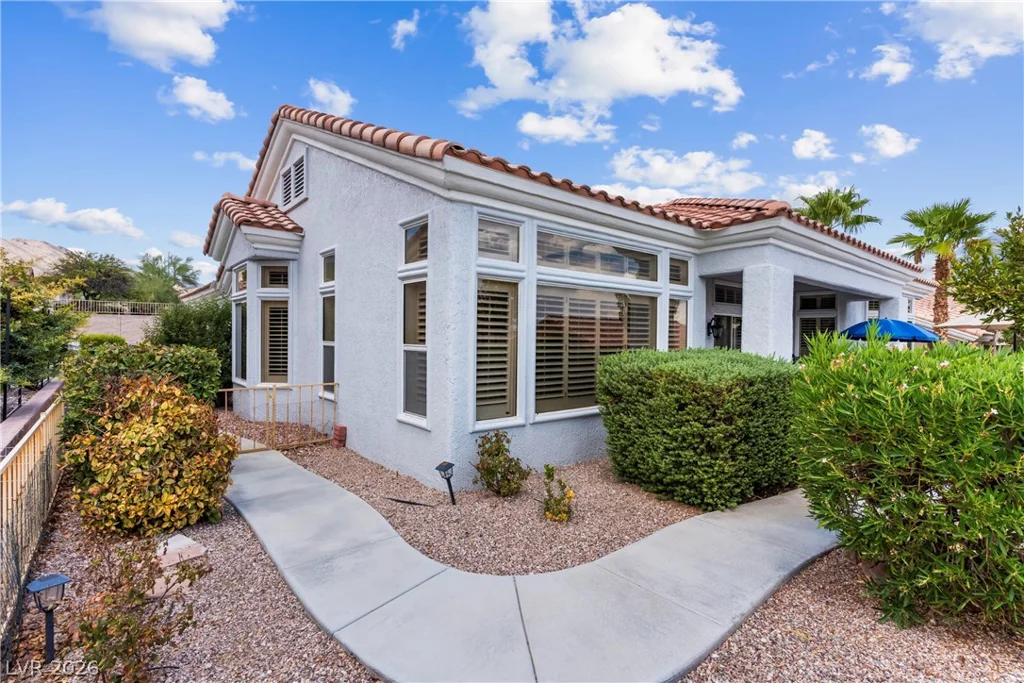 2742 Hartwick, Las Vegas, NV 89134