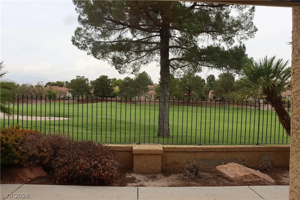 7890 Castle Pines, Las Vegas, NV 89113