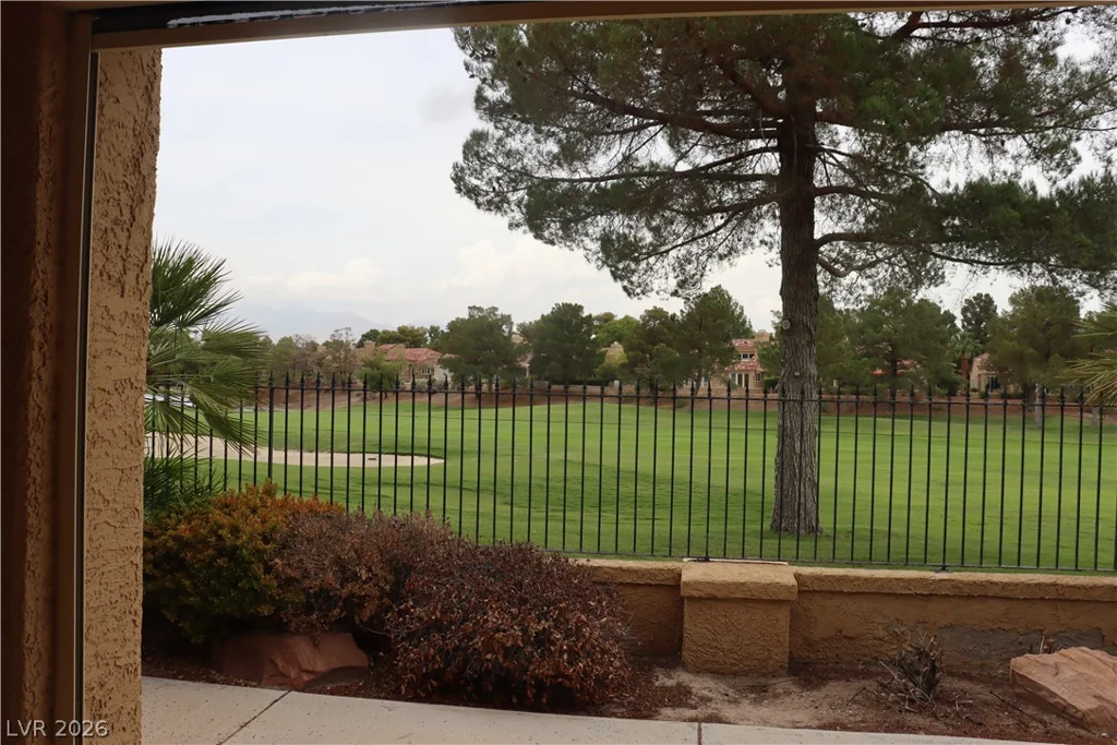 7890 Castle Pines, Las Vegas, NV 89113