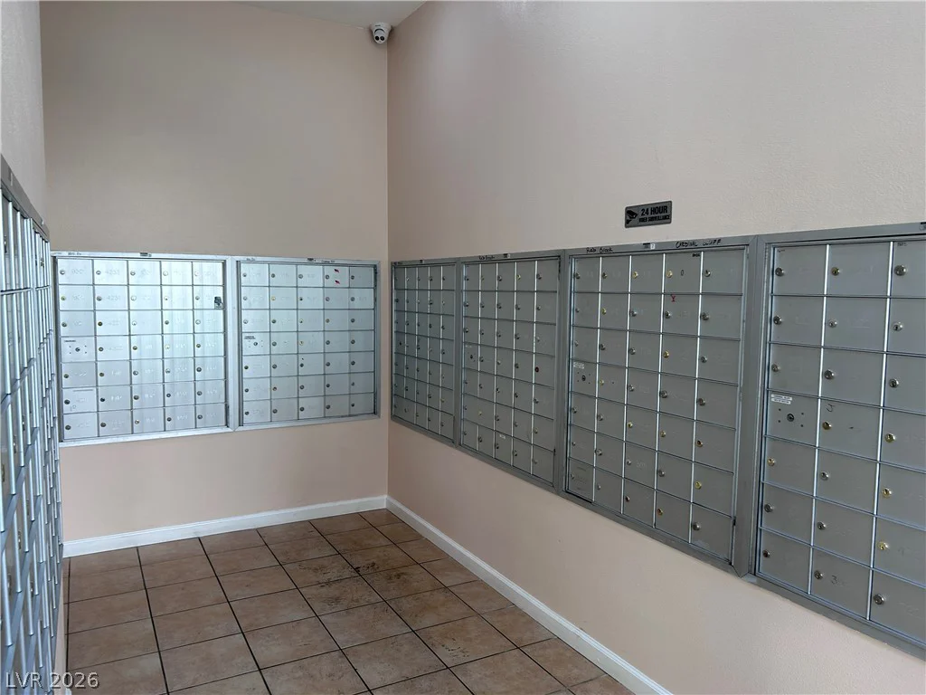 8701 Red Brook, Las Vegas, NV 89128