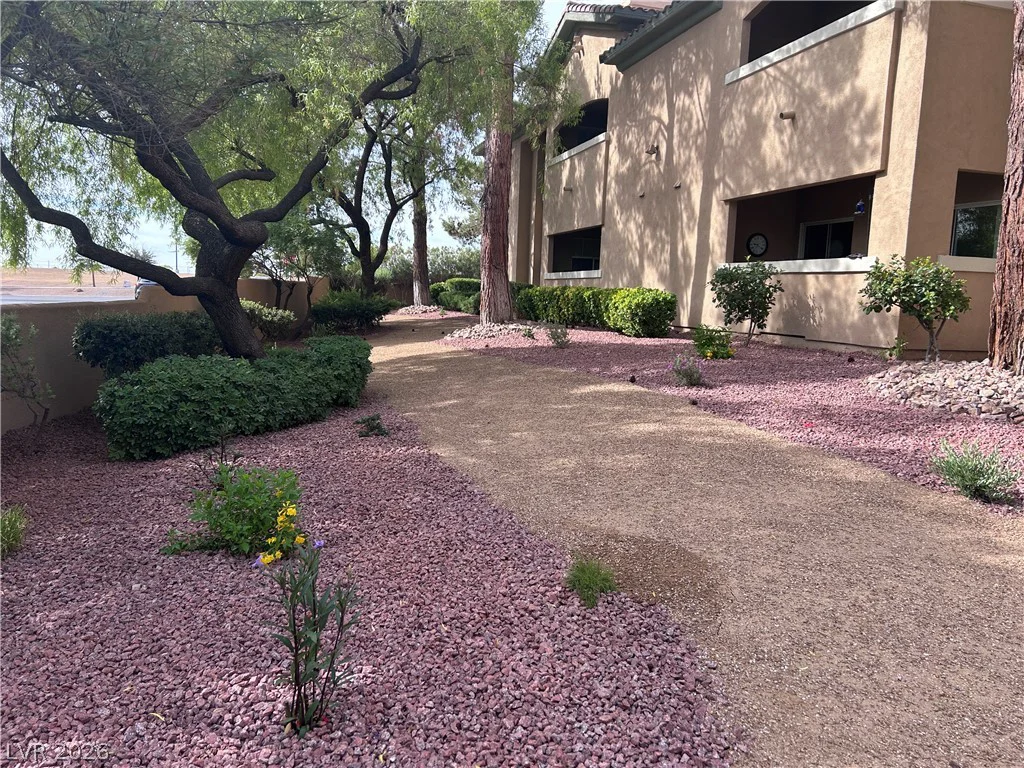 8701 Red Brook, Las Vegas, NV 89128