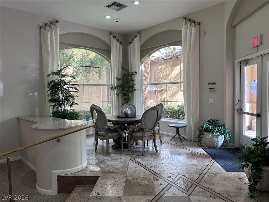 8701 Red Brook, Las Vegas, NV 89128