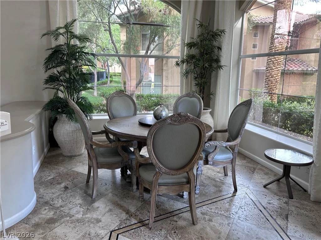 8701 Red Brook, Las Vegas, NV 89128