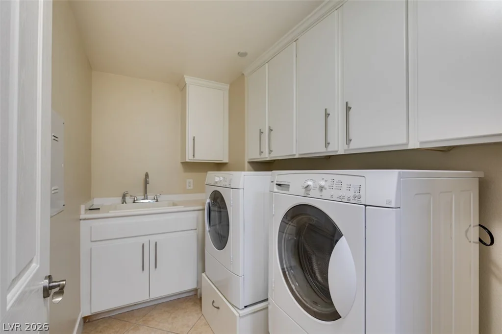 2555 Hampton, Henderson, NV 89052