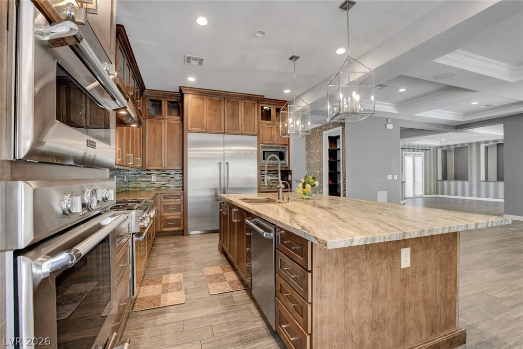 81 Navarra Canyon, Las Vegas, NV 89138
