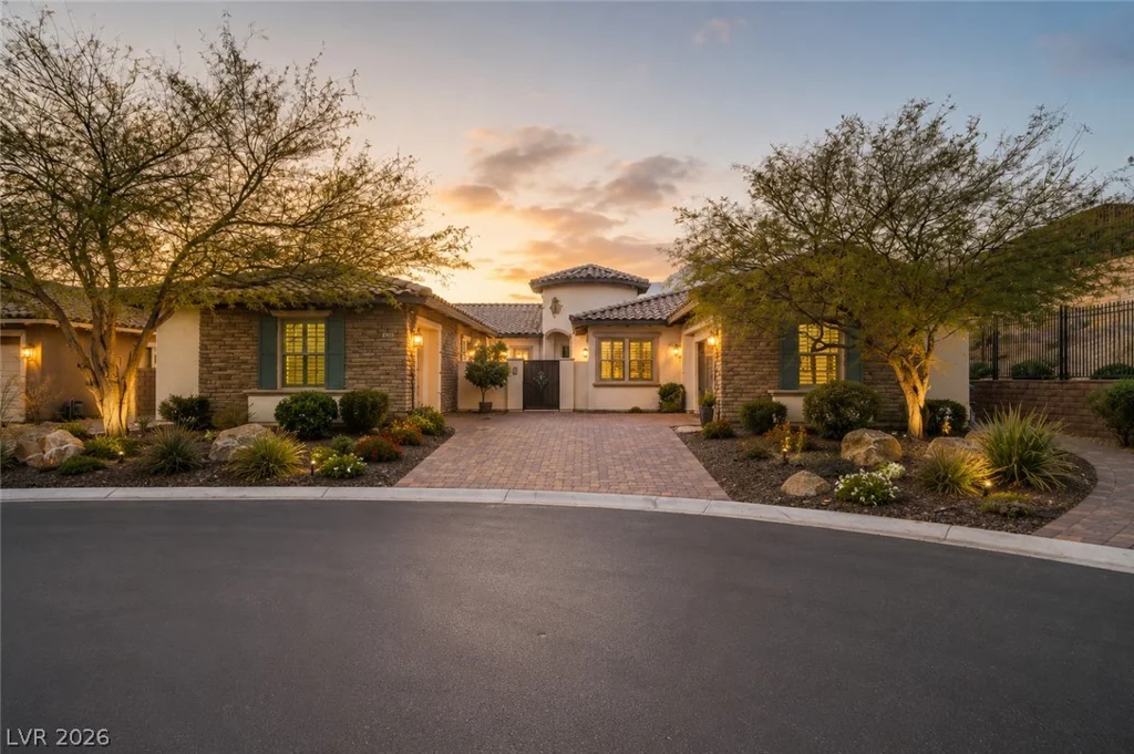81 Navarra Canyon, Las Vegas, NV 89138