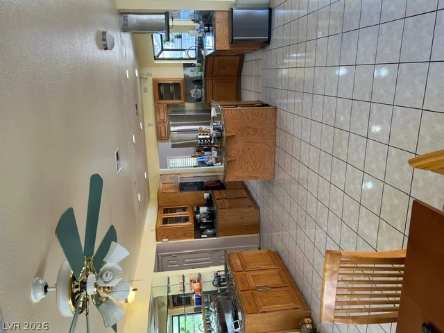 1425 Cutler, Las Vegas, NV 89117
