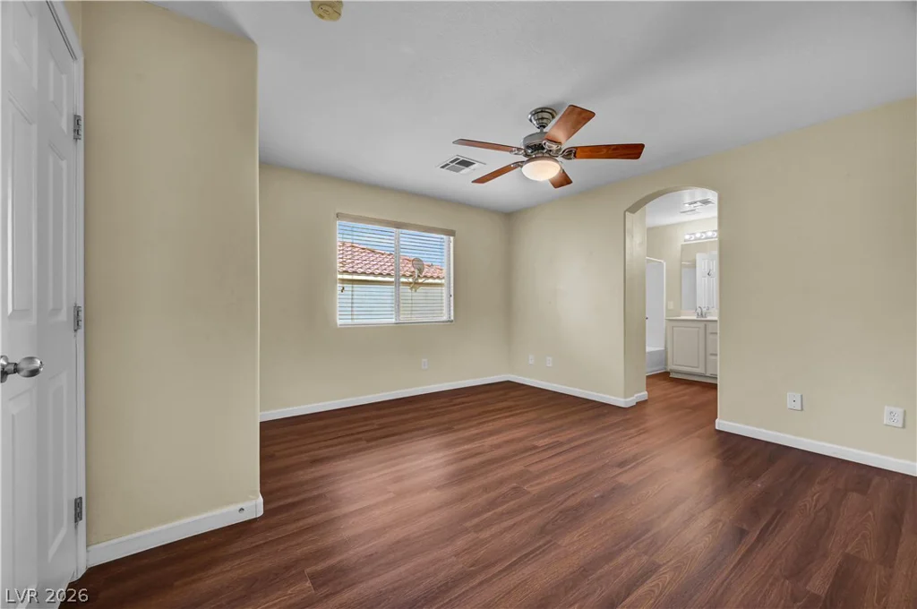 12052 Hathaway Pines, Las Vegas, NV 89138
