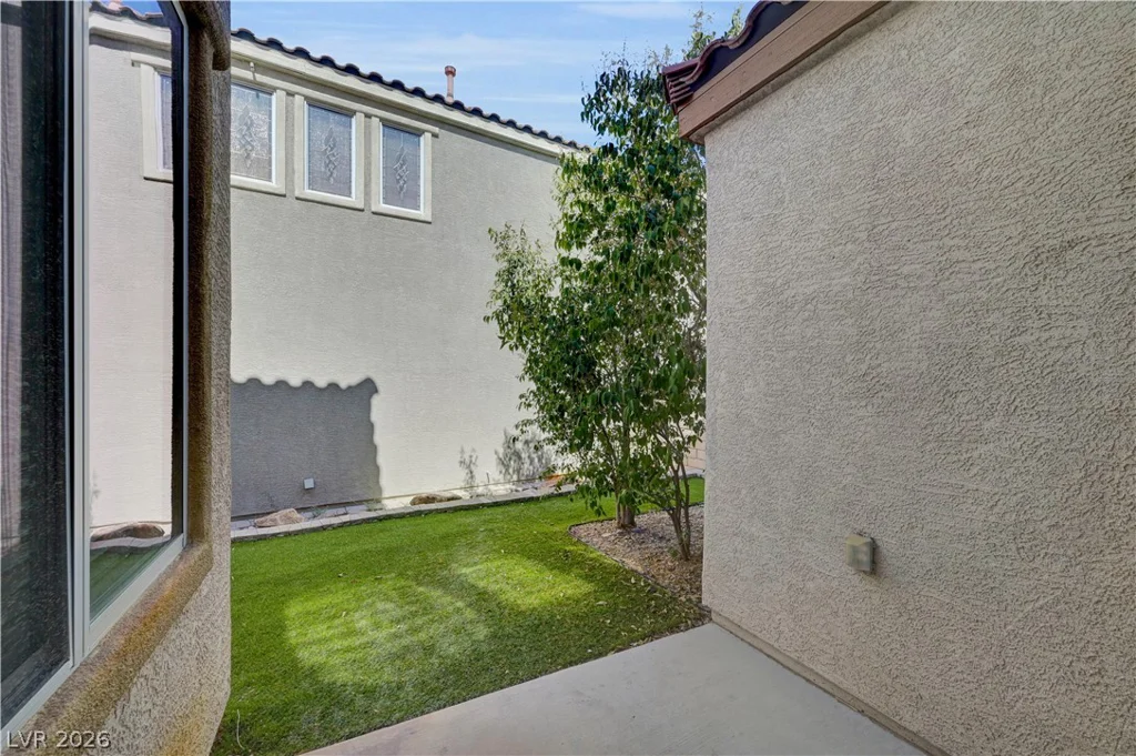 12052 Hathaway Pines, Las Vegas, NV 89138
