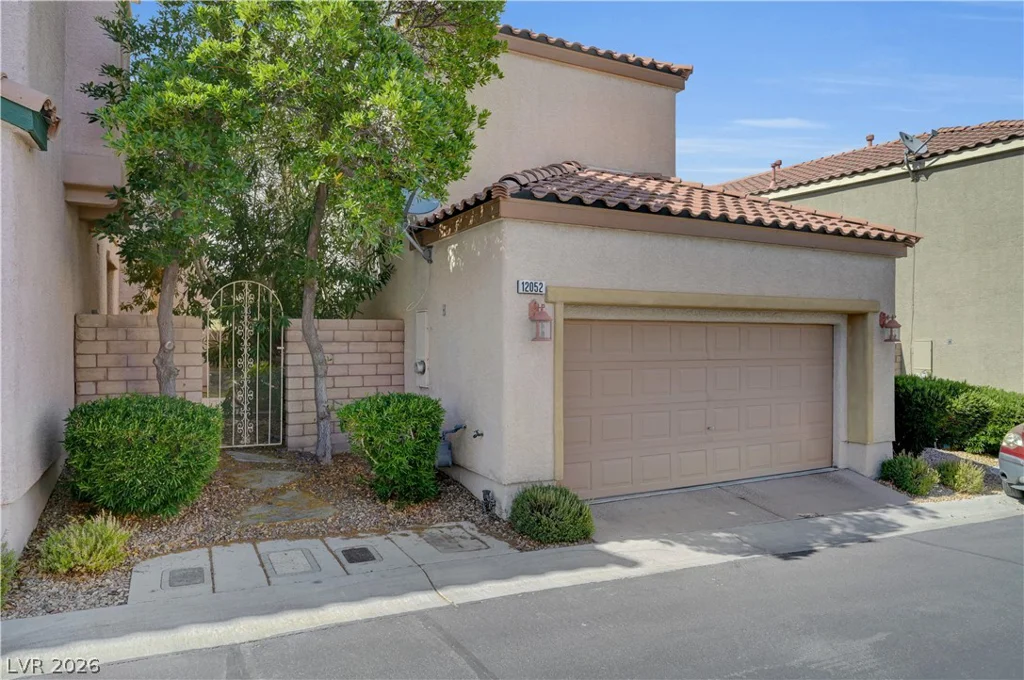 12052 Hathaway Pines, Las Vegas, NV 89138