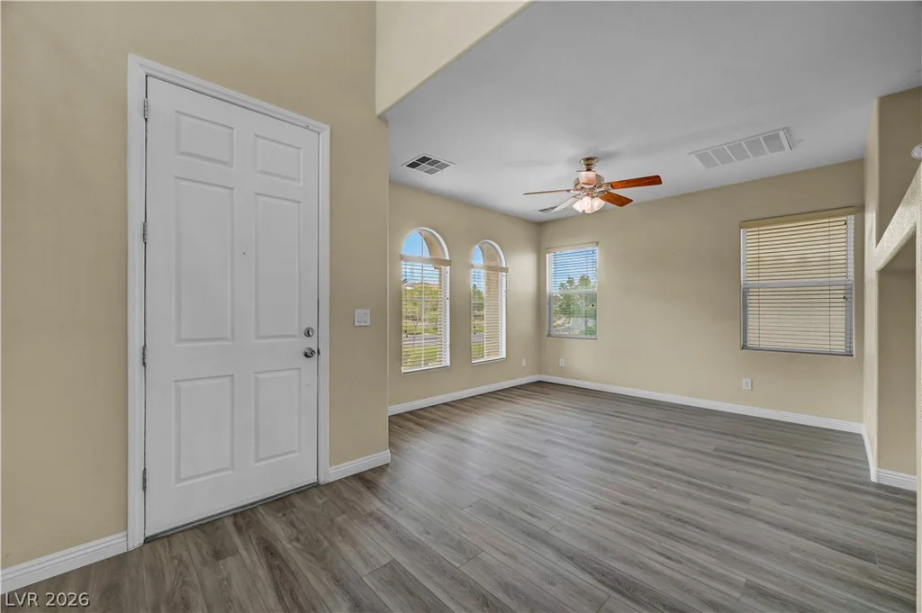 12052 Hathaway Pines, Las Vegas, NV 89138
