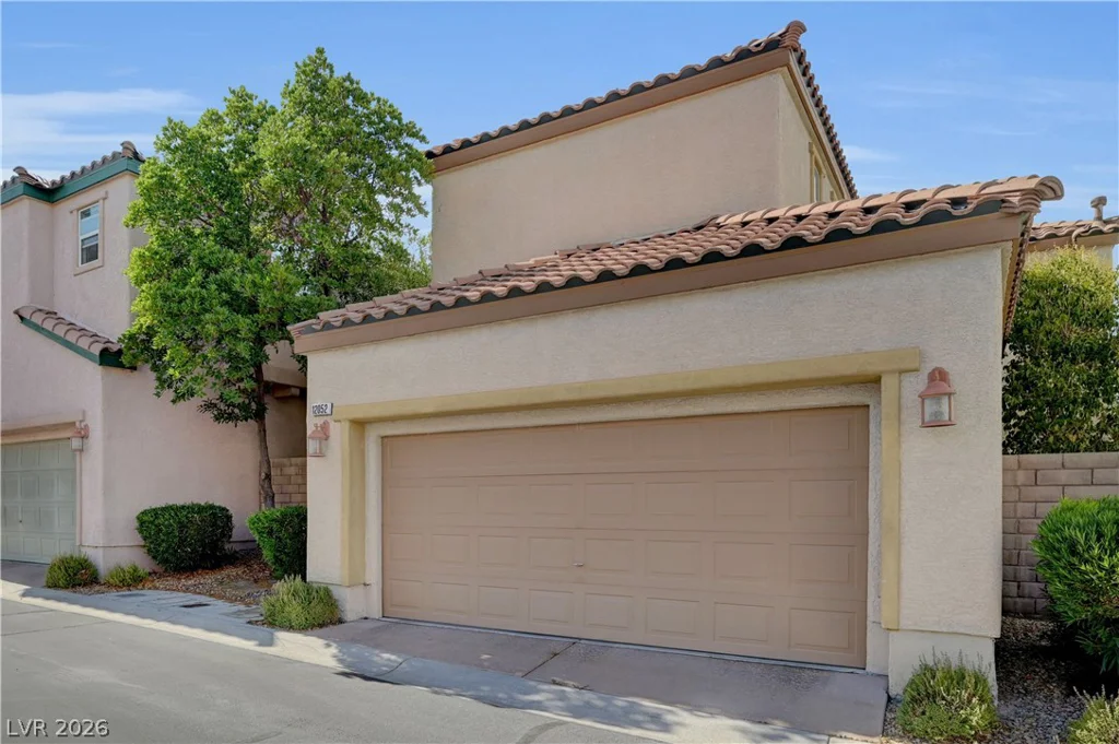 12052 Hathaway Pines, Las Vegas, NV 89138