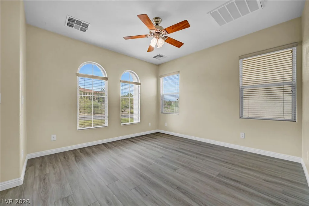 12052 Hathaway Pines, Las Vegas, NV 89138