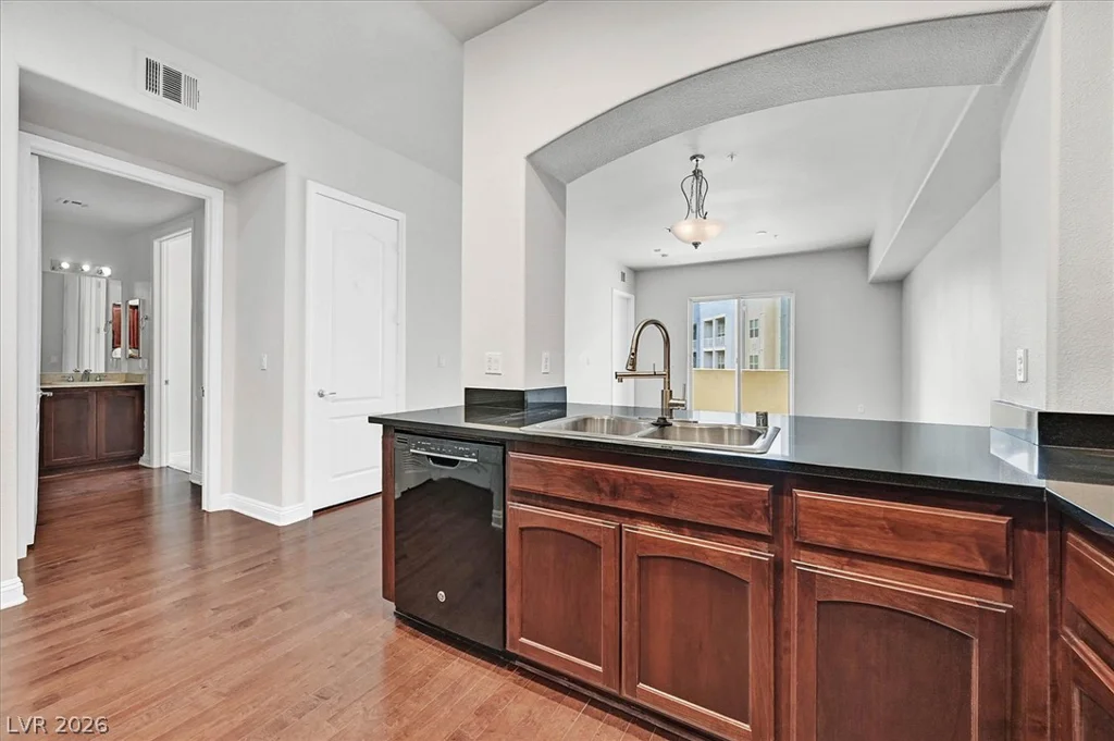38 Serene, Las Vegas, NV 89123