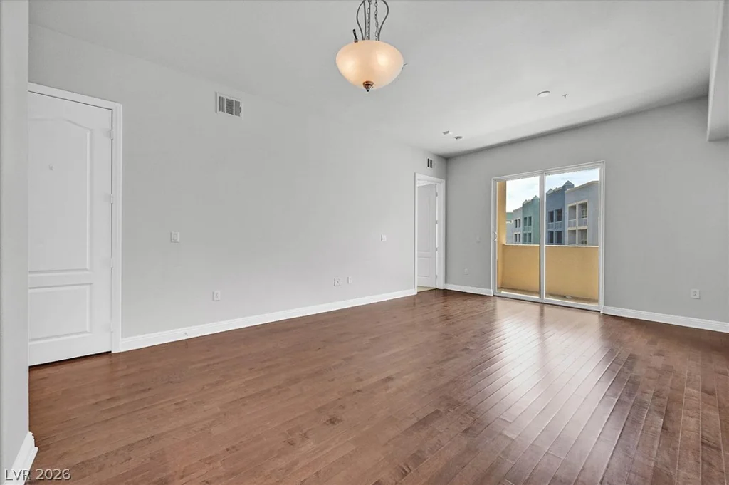 38 Serene, Las Vegas, NV 89123