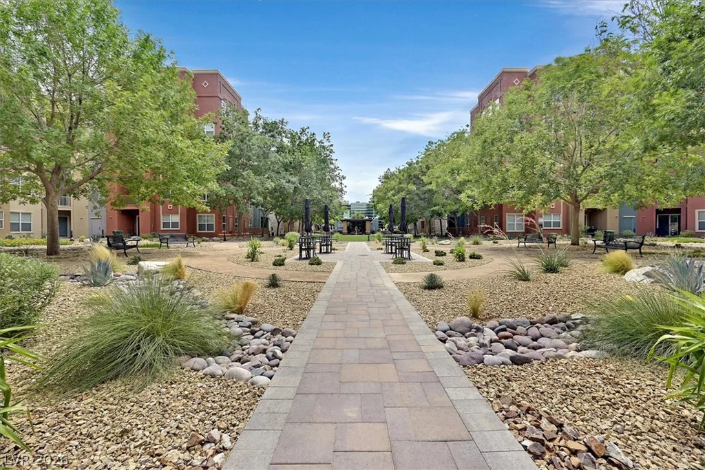 38 Serene, Las Vegas, NV 89123
