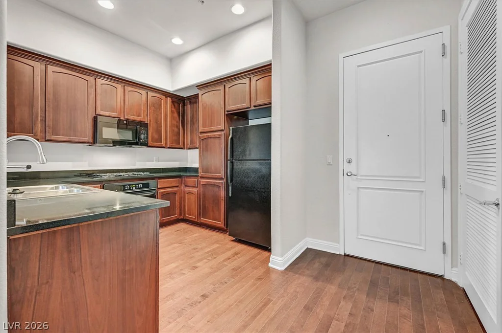 38 Serene, Las Vegas, NV 89123