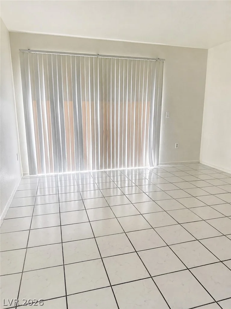 5710 Tropicana, Las Vegas, NV 89122