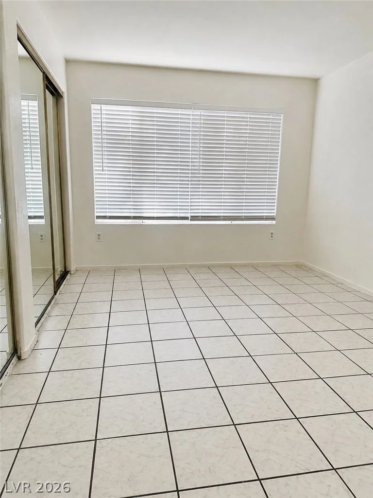 5710 Tropicana, Las Vegas, NV 89122