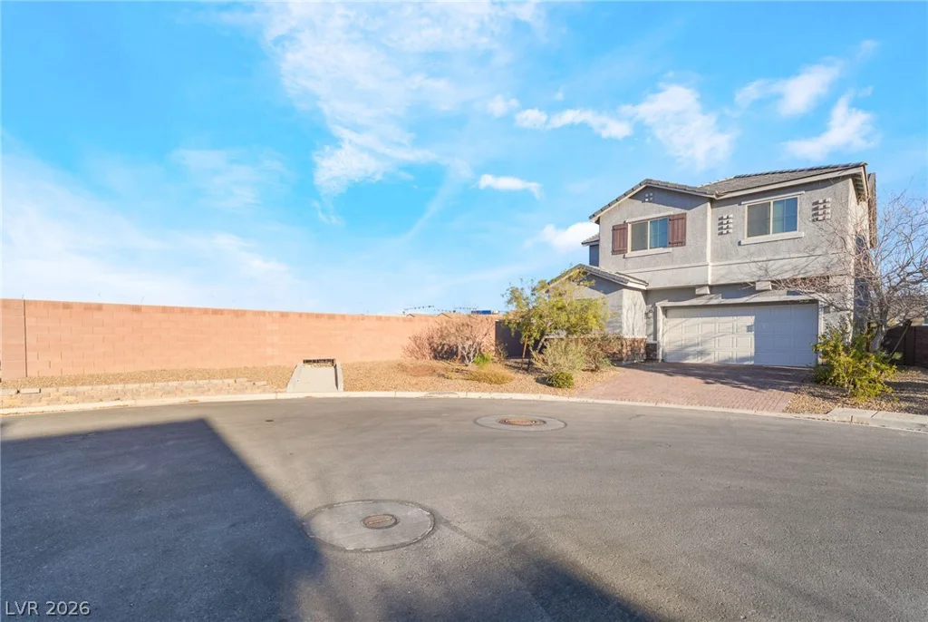 5946 Roaring Canyon, Las Vegas, NV 89139