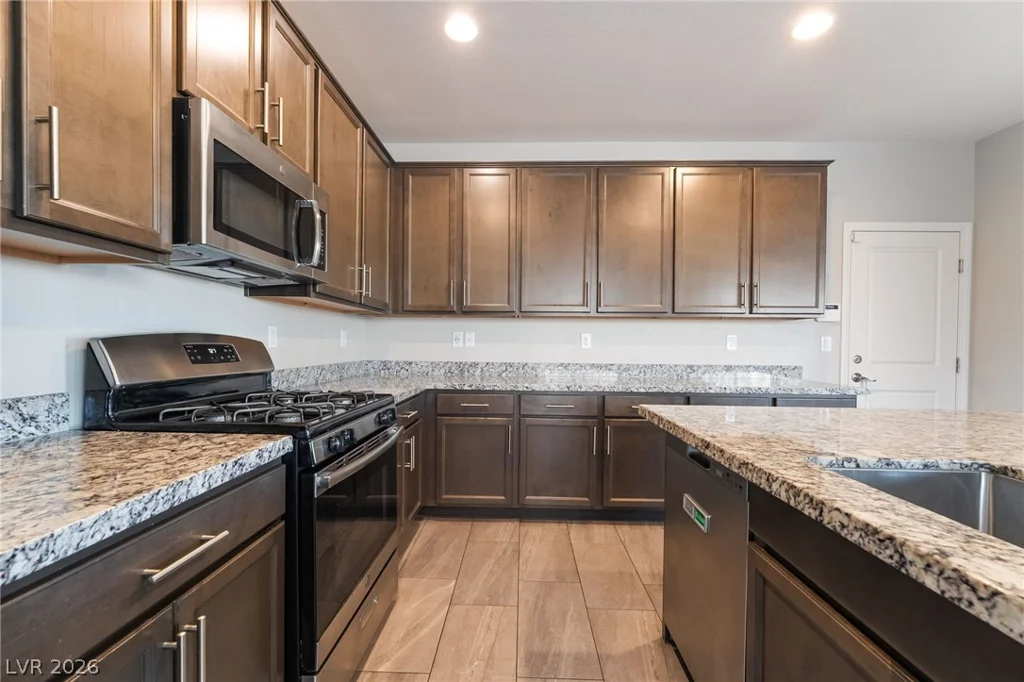 5946 Roaring Canyon, Las Vegas, NV 89139