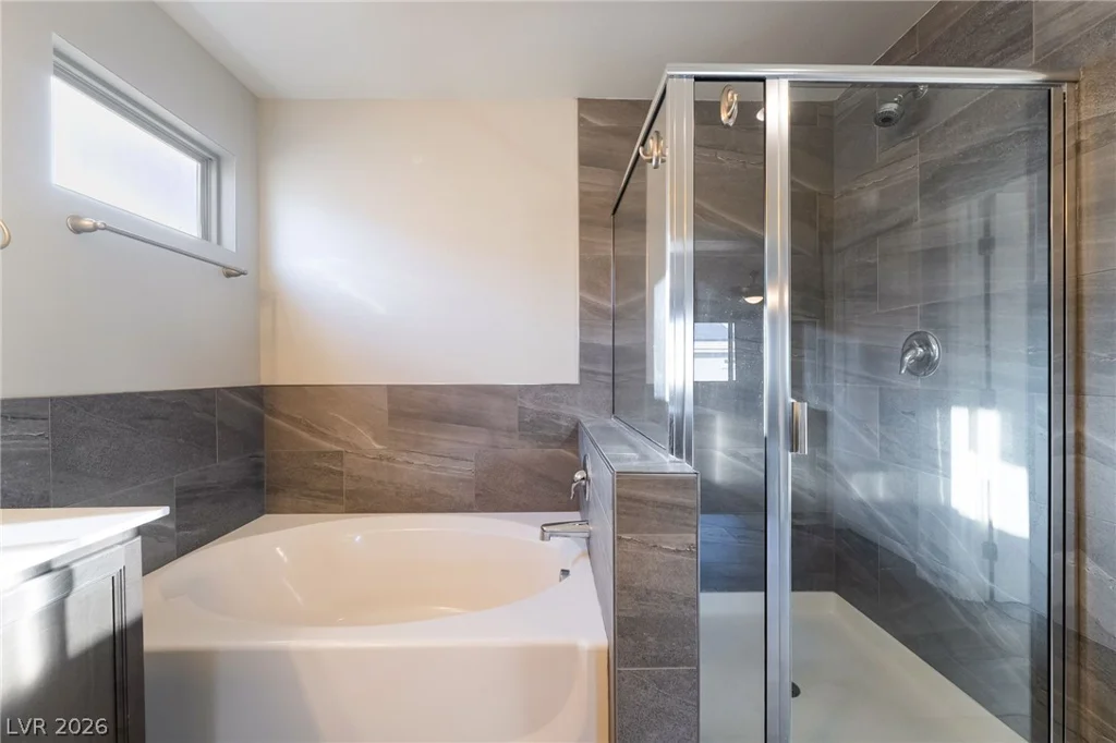 5946 Roaring Canyon, Las Vegas, NV 89139