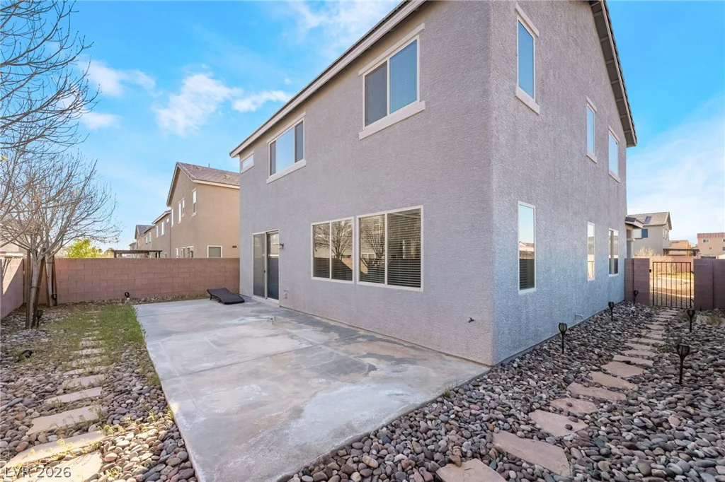 5946 Roaring Canyon, Las Vegas, NV 89139