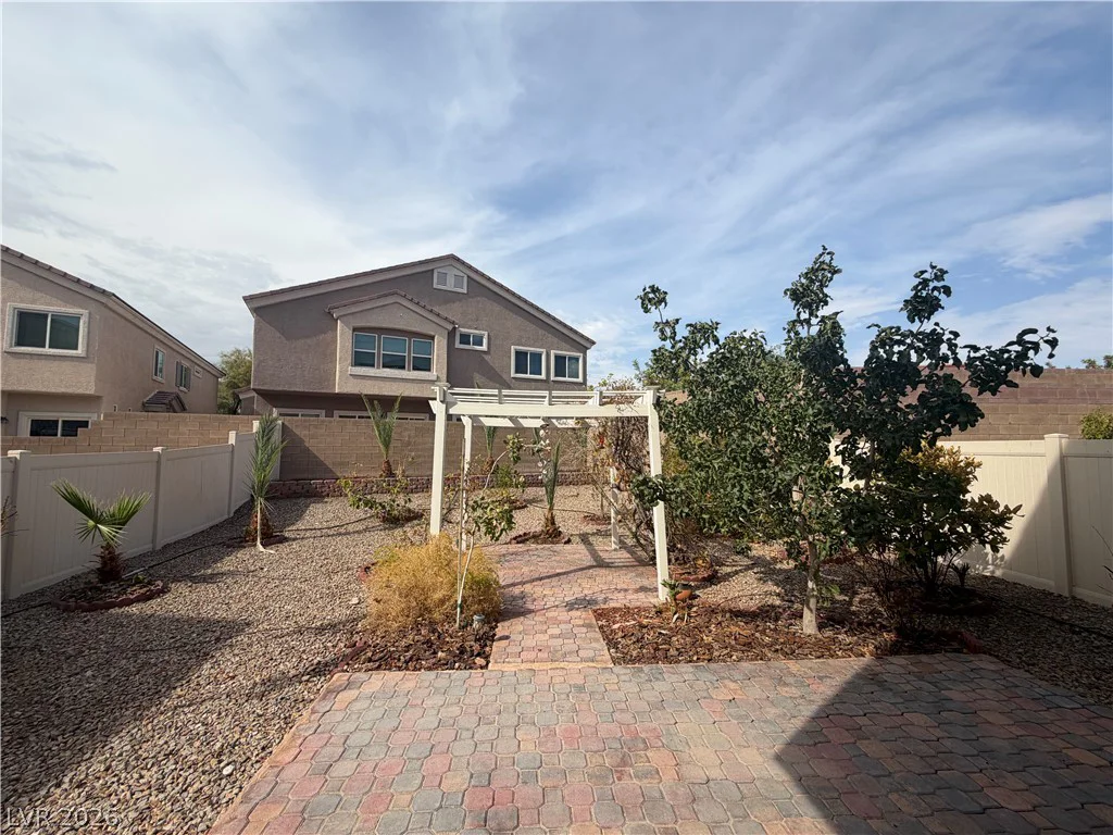 6496 Clara Bow, Las Vegas, NV 89122