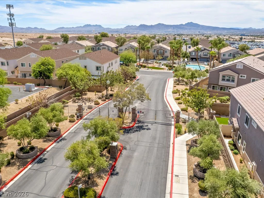 6496 Clara Bow, Las Vegas, NV 89122