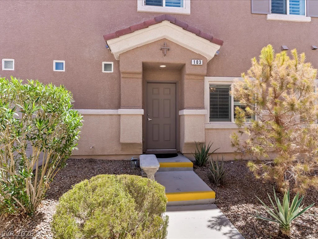 6496 Clara Bow, Las Vegas, NV 89122