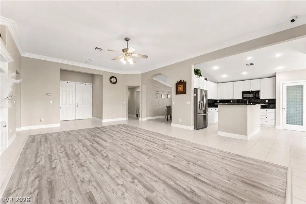 7364 Brushwood Peak, Las Vegas, NV 89113