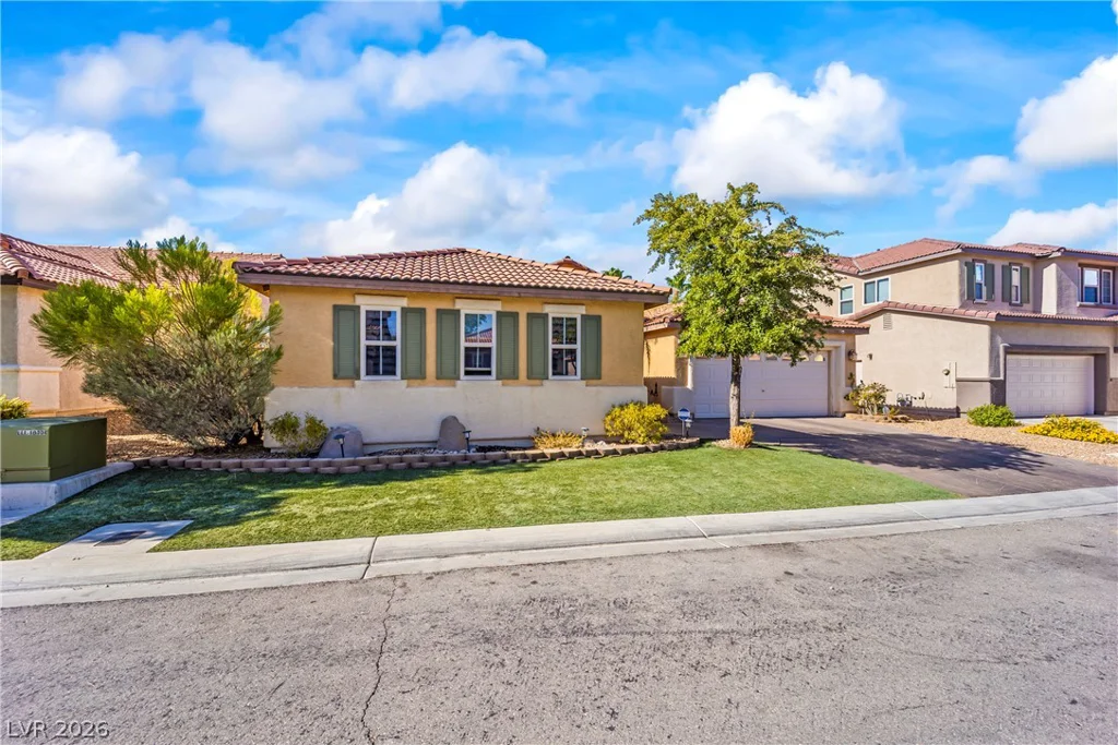 7364 Brushwood Peak, Las Vegas, NV 89113