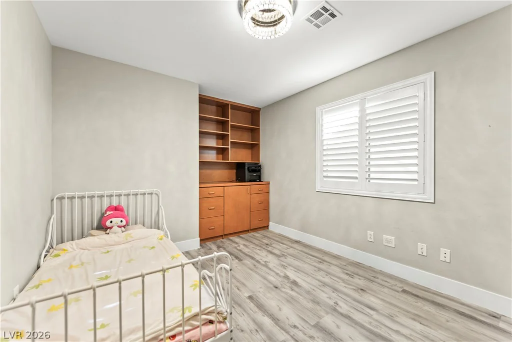 7364 Brushwood Peak, Las Vegas, NV 89113