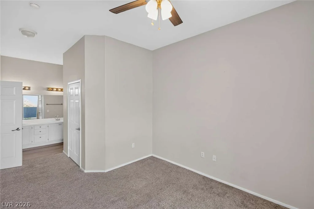 10245 Maryland, Las Vegas, NV 89183