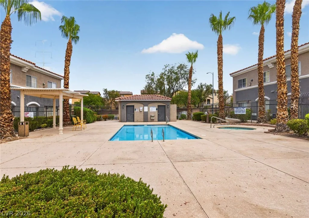 10245 Maryland, Las Vegas, NV 89183