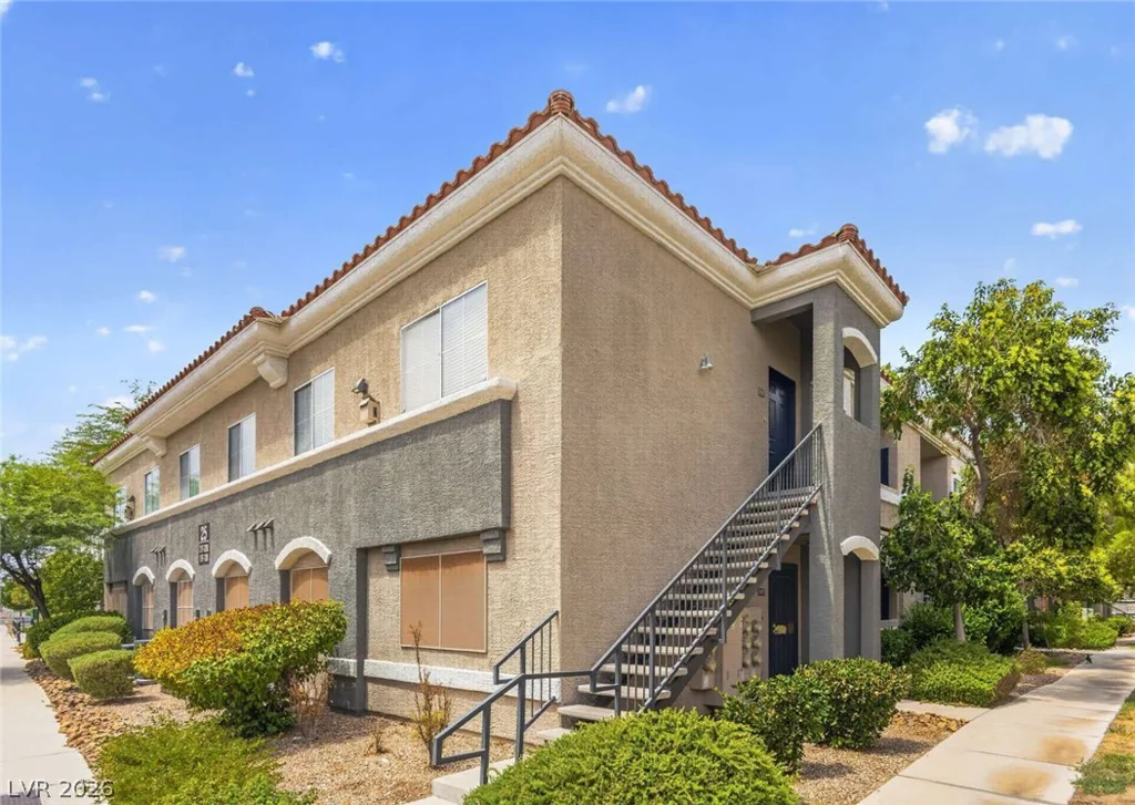 10245 Maryland, Las Vegas, NV 89183