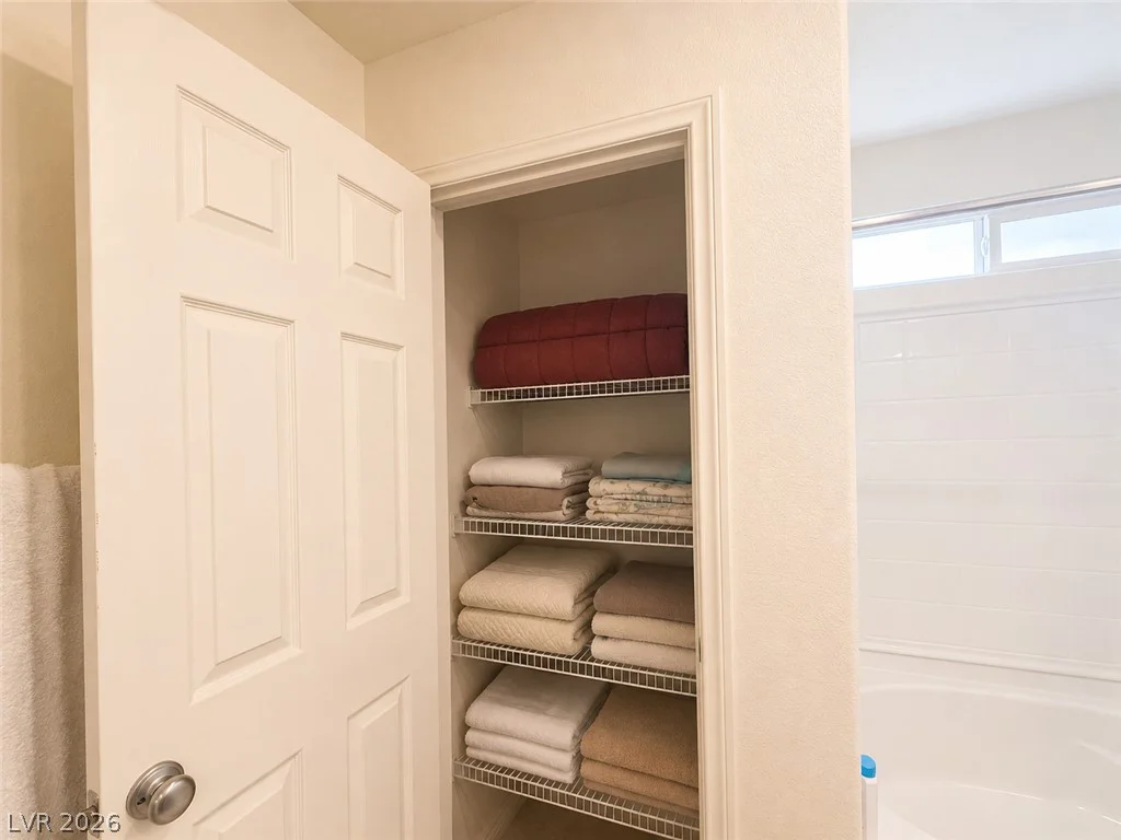 5357 Stonara, Las Vegas, NV 89113