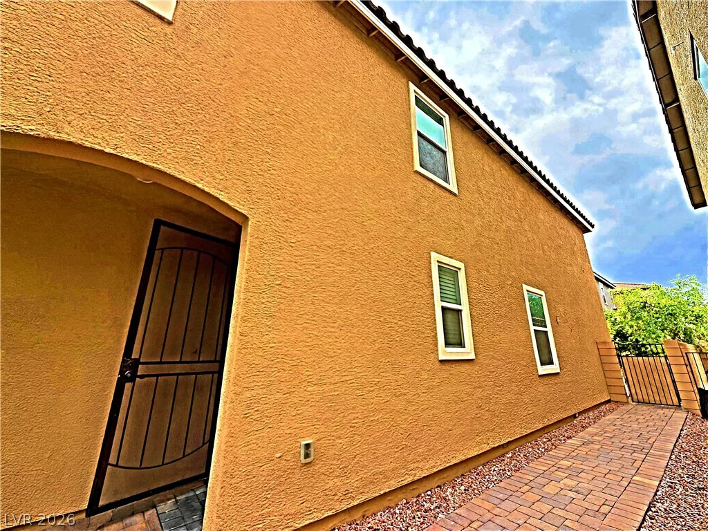 5357 Stonara, Las Vegas, NV 89113